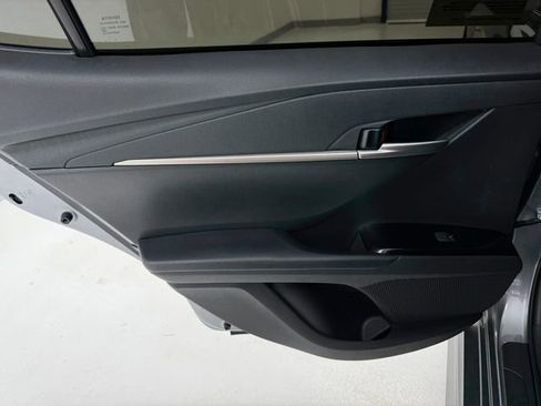 Used 2026 Toyota Camry SE w/ Multimedia Upgrade Package image 36