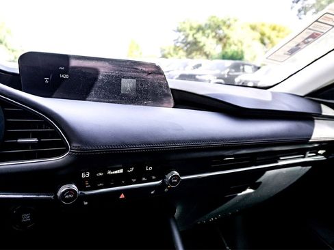 Used 2025 MAZDA MAZDA3 s image 23