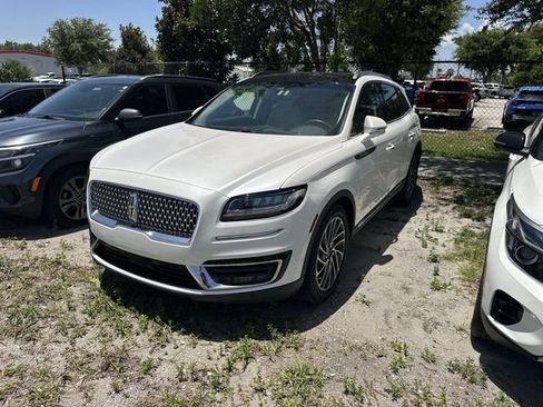 Used 2019 Lincoln Nautilus Reserve FWD image 3
