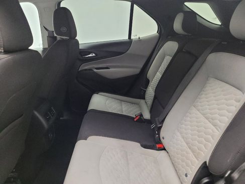 Used 2021 Chevrolet Equinox LS w/ LS Convenience Package FWD image 18