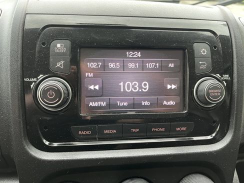 Used 2021 RAM ProMaster 3500 FWD image 21