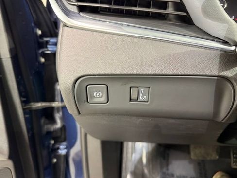 Certified 2024 Buick Enclave Essence w/ Experience Buick Package image 19