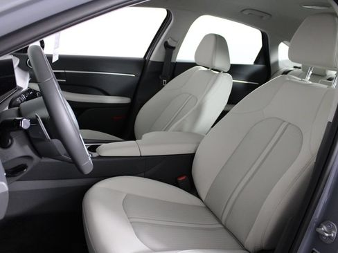 Certified 2026 Hyundai Sonata SEL FWD image 17