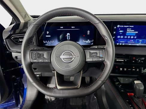 Certified 2026 Nissan Kicks SR FWD image 12