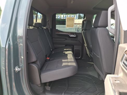 Used 2025 Chevrolet Silverado 1500 LT w/ Safety Package AWD/4WD image 21