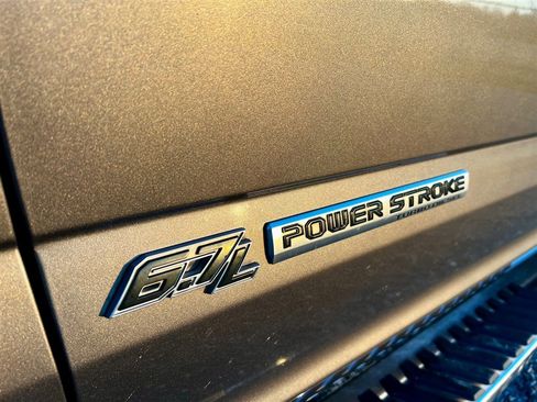 Used 2019 Ford F350 Lariat w/ Lariat Ultimate Package image 10