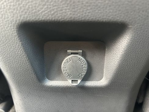 Certified 2025 Toyota RAV4 LE AWD/4WD image 19