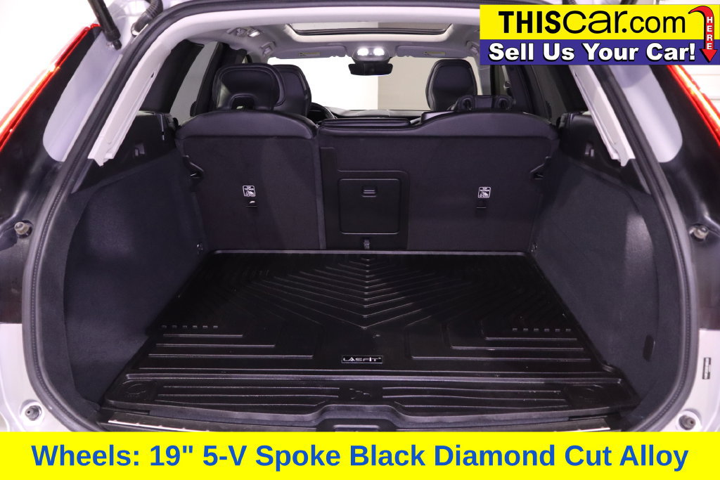 Used 2025 Volvo XC60 B5 Plus AWD/4WD image 30