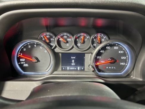 Used 2022 Chevrolet Silverado 1500 Custom Trail Boss AWD/4WD image 25