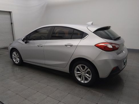 Used 2019 Chevrolet Cruze LT FWD image 3