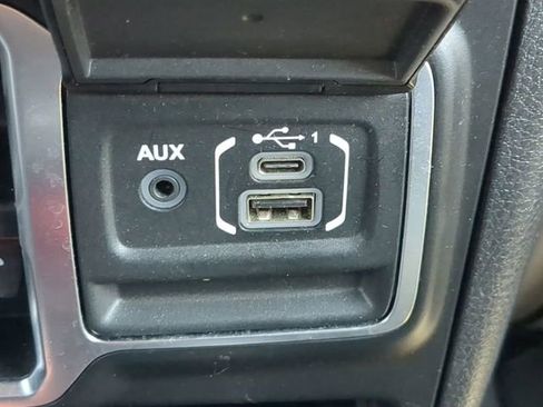 Used 2024 Jeep Wrangler Unlimited Sport AWD/4WD image 23