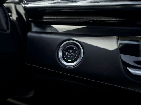 Used 2023 Cadillac Escalade V w/ LPO, ONYX Package image 68