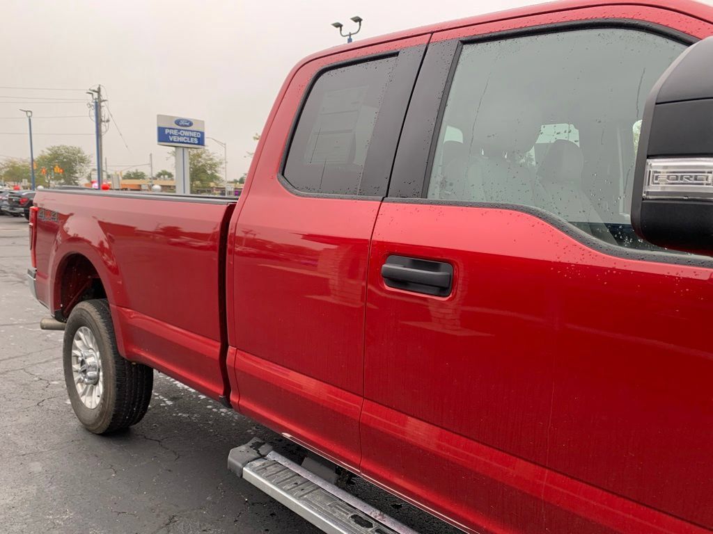 Certified 2022 Ford F350 XLT AWD/4WD image 19