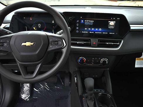 New 2026 Chevrolet TrailBlazer LS image 12