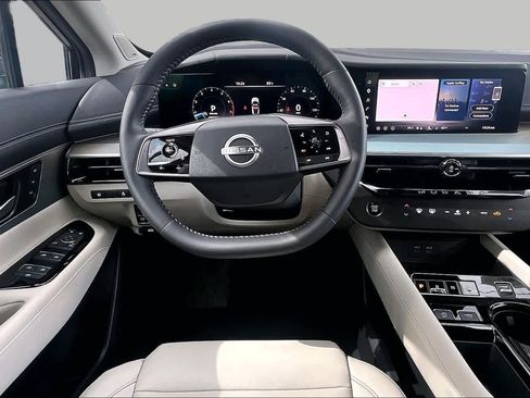 Certified 2025 Nissan Murano SL w/ Cargo Package AWD/4WD image 6