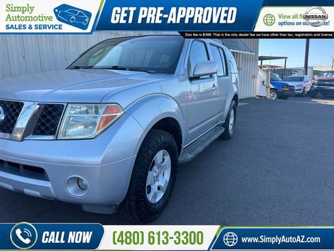 Used 2005 Nissan Pathfinder SE w/ (P01) Se Premium Pkg AWD/4WD image 3