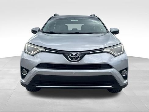 Used 2016 Toyota RAV4 XLE image 2