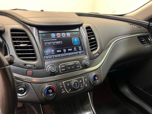Used 2019 Chevrolet Impala LT image 24