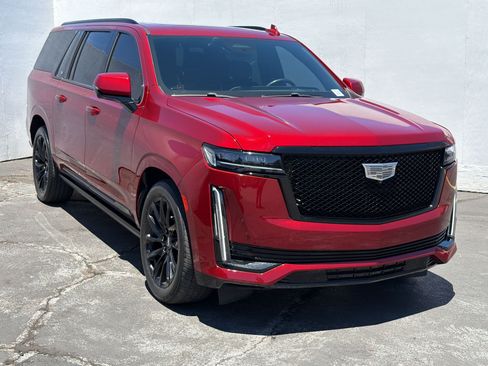 Certified 2023 Cadillac Escalade ESV Sport w/ LPO, ONYX Package AWD/4WD image 6