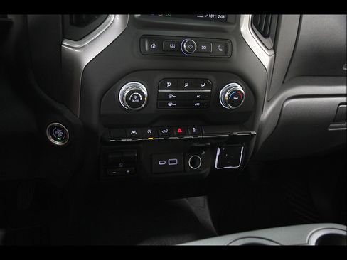 Used 2024 GMC Sierra 1500 Pro w/ Pro Value Package AWD/4WD image 15
