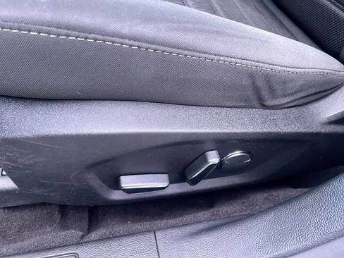 Used 2019 Ford Fusion SE AWD/4WD image 12