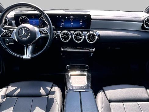 Used 2025 Mercedes-Benz CLA 250 4MATIC image 16