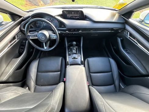 Used 2020 MAZDA MAZDA3 Hatchback w/ Preferred Package FWD image 18