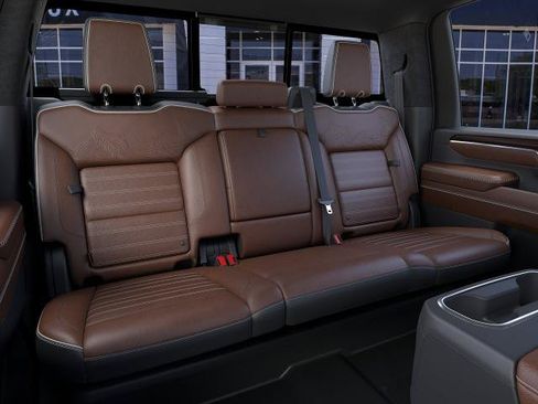New 2026 GMC Sierra 2500 Denali Ultimate w/ Max Trailering Package AWD/4WD image 17