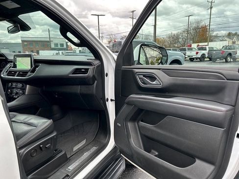 Used 2022 Chevrolet Tahoe RST w/ Luxury Package image 33