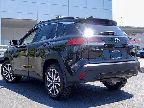 Certified 2023 Toyota Corolla Cross XLE FWD image 8