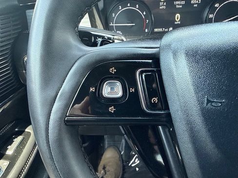 Used 2022 Lincoln Corsair AWD w/ Equipment Group 101A image 19