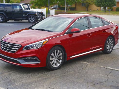 Used 2017 Hyundai Sonata Sport w/ Cargo Package FWD image 3