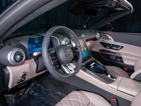 New 2026 Mercedes-Benz SL 63 AMG S e Performance 4MATIC image 19