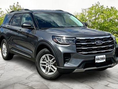 New 2025 Ford Explorer Active