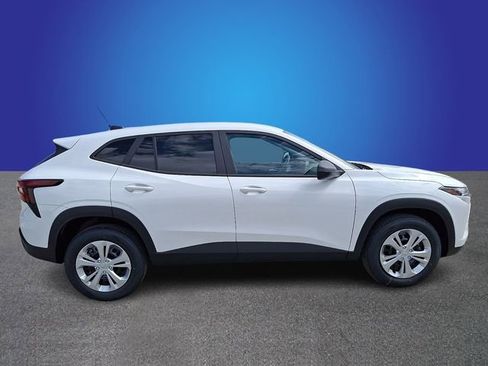 New 2026 Chevrolet Trax LS w/ Driver Confidence Package FWD image 3