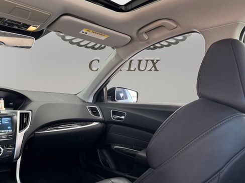Used 2018 Acura TLX w/ Technology Package FWD image 19