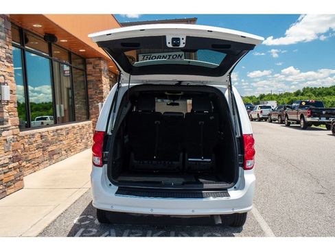 Used 2015 Dodge Grand Caravan R/T w/ Safety Sphere Group FWD image 26