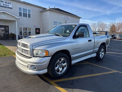 Used 2005 Dodge Ram 1500 Truck SLT w/ Daytona Edition Group image 2