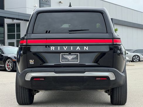 Used 2024 Rivian R1S Adventure AWD/4WD image 6