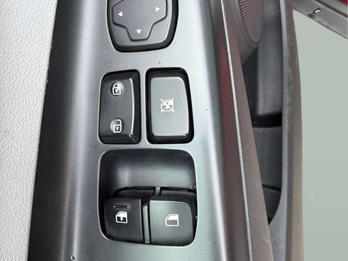 Used 2022 Hyundai Kona SEL AWD/4WD image 20