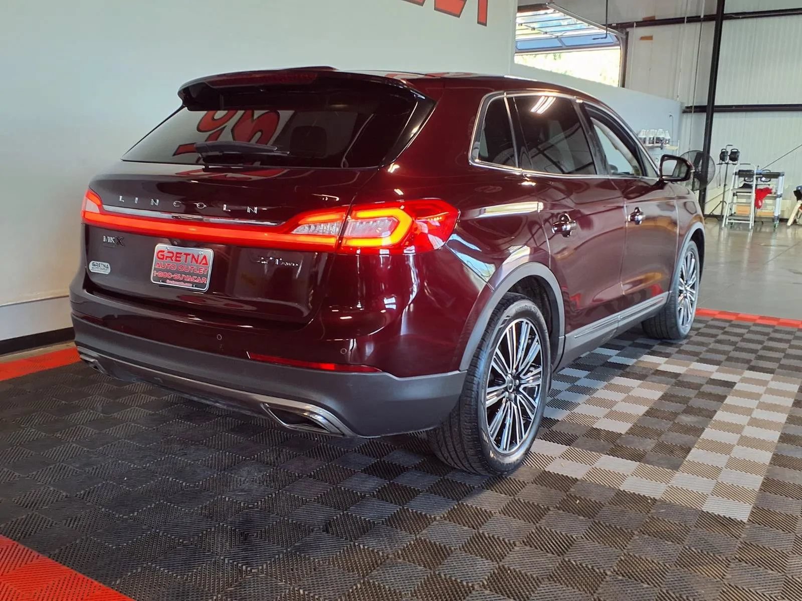 Used 2017 Lincoln MKX Black Label w/ Driver Assistance Package AWD/4WD image 9