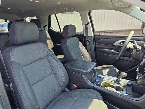 Used 2019 Chevrolet Traverse LS FWD image 19