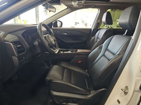 Used 2023 Nissan Rogue SV w/ SV Premium B Package AWD/4WD image 7