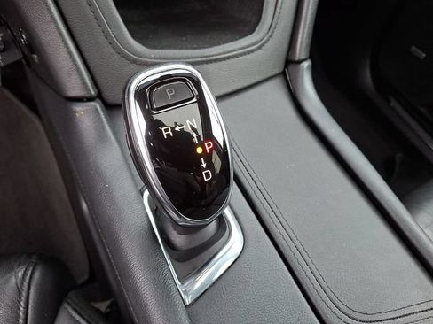 Used 2019 Cadillac XT5 Premium Luxury FWD image 12