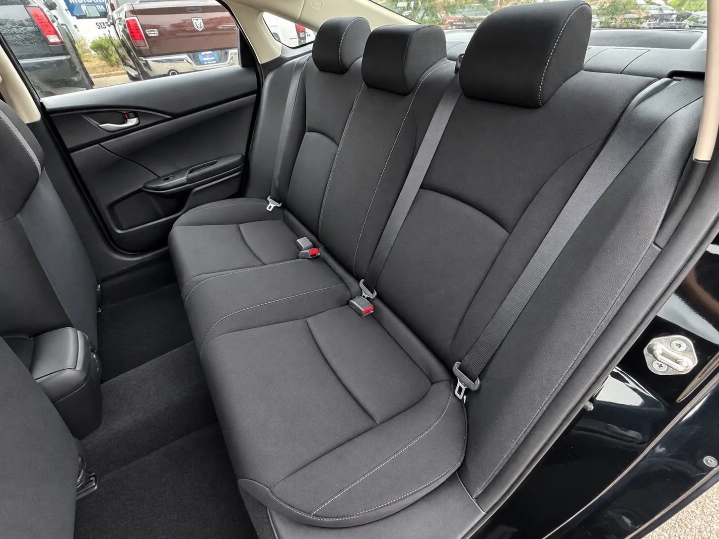Used 2019 Honda Civic LX image 9