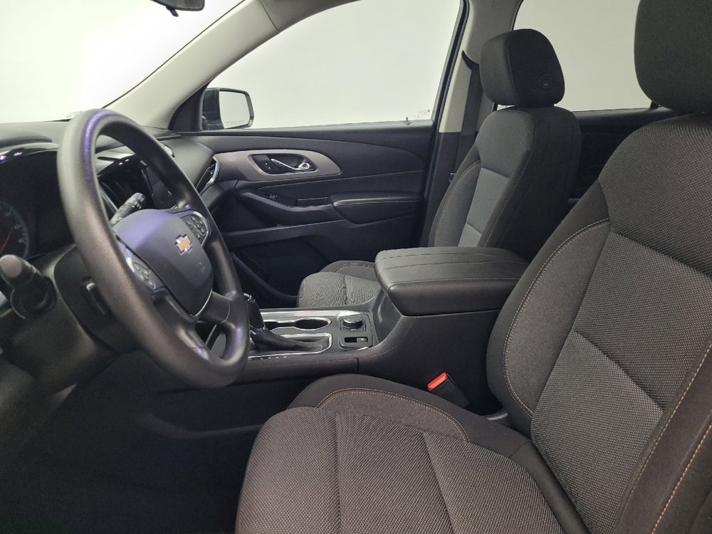 Used 2020 Chevrolet Traverse LS w/ LPO, Blackout Package AWD/4WD image 17