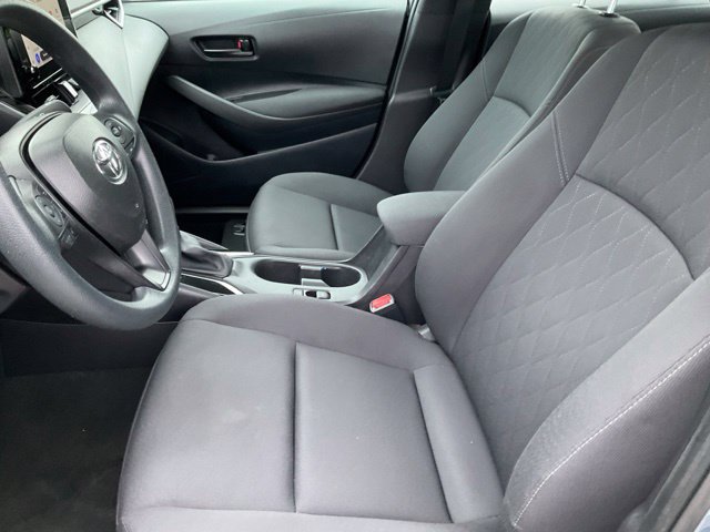 Used 2025 Toyota Corolla LE FWD image 5