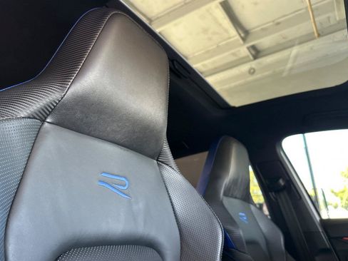 Certified 2022 Volkswagen Golf R AWD/4WD image 17