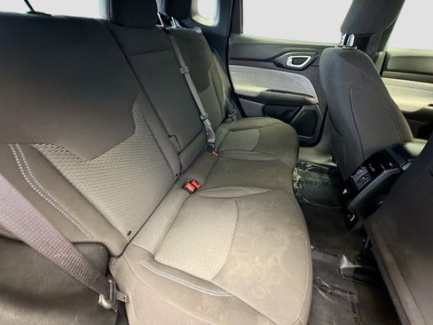 Used 2024 Jeep Compass Sport image 14