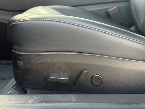 Used 2018 Tesla Model 3 Long Range image 12